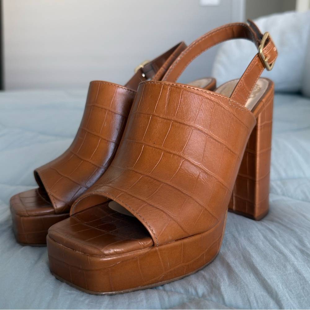 Vince Camuto Sovetta Croc-Embossed Slingback Sandals